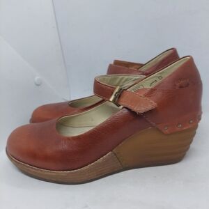 Dr Martens Drew Mary Jane Wedge Brown Leather Strap Buckle Shoes Womens Size 8